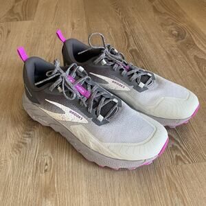 Brooks Womens Cascadia 17 1203921B028 Gray Running Shoes Sneakers Size 11 B